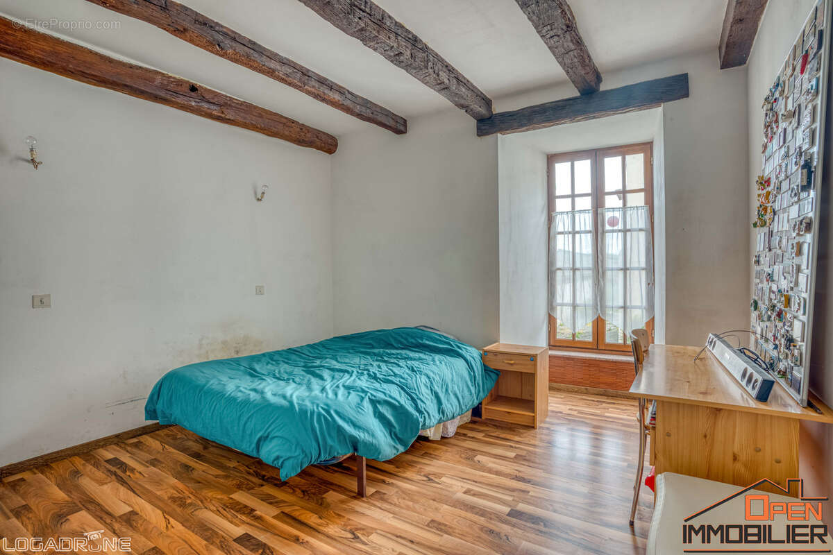 Appartement à CANCON