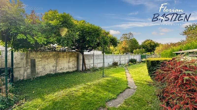 Maison à PETITE-FORET