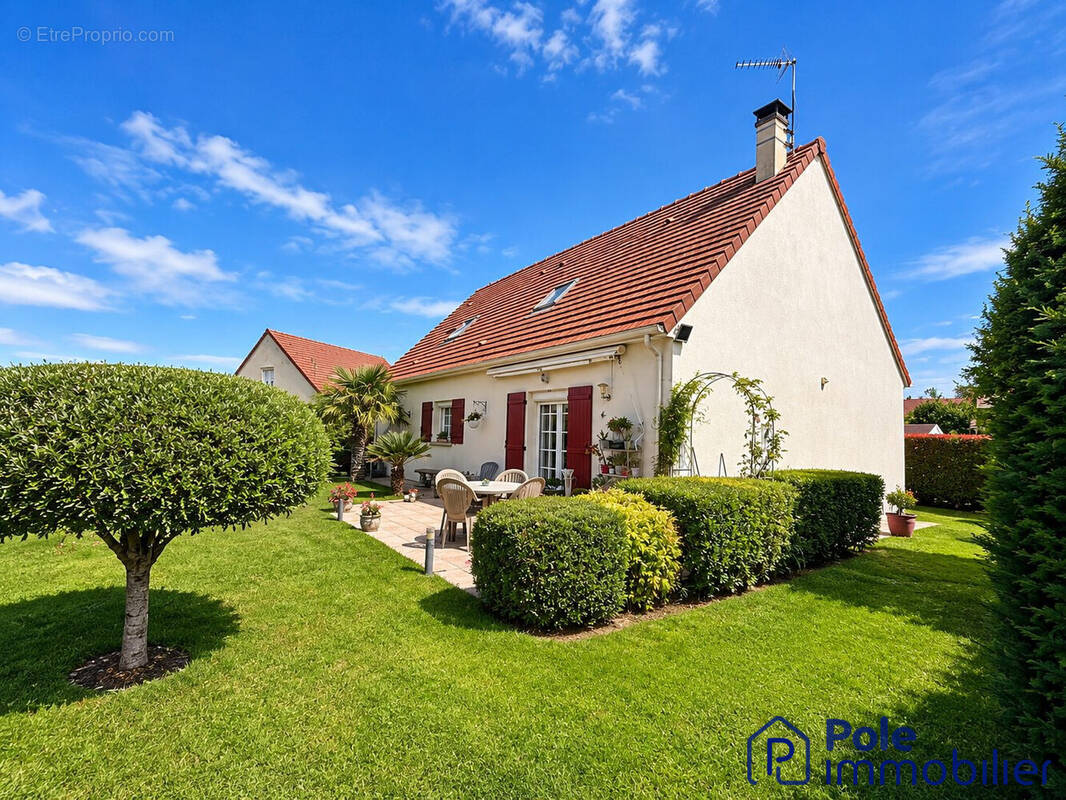 Troarn maison familiale avec beau jardin  - Maison à JANVILLE