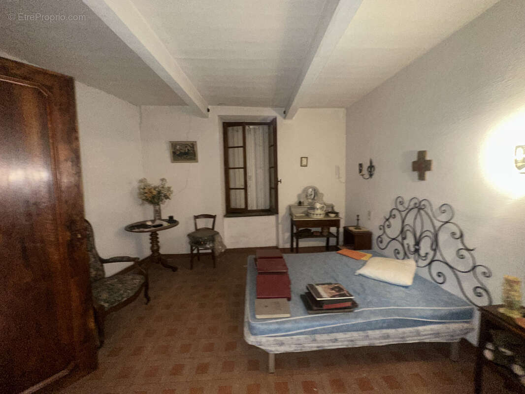 Maison à THEZAN-DES-CORBIERES