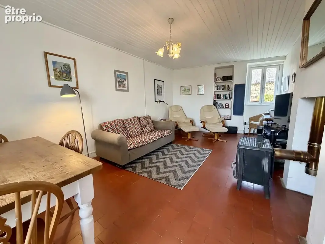 Maison indépendante avec grand terrain à vendre à Roussillon-en-Morvan - photo 4
