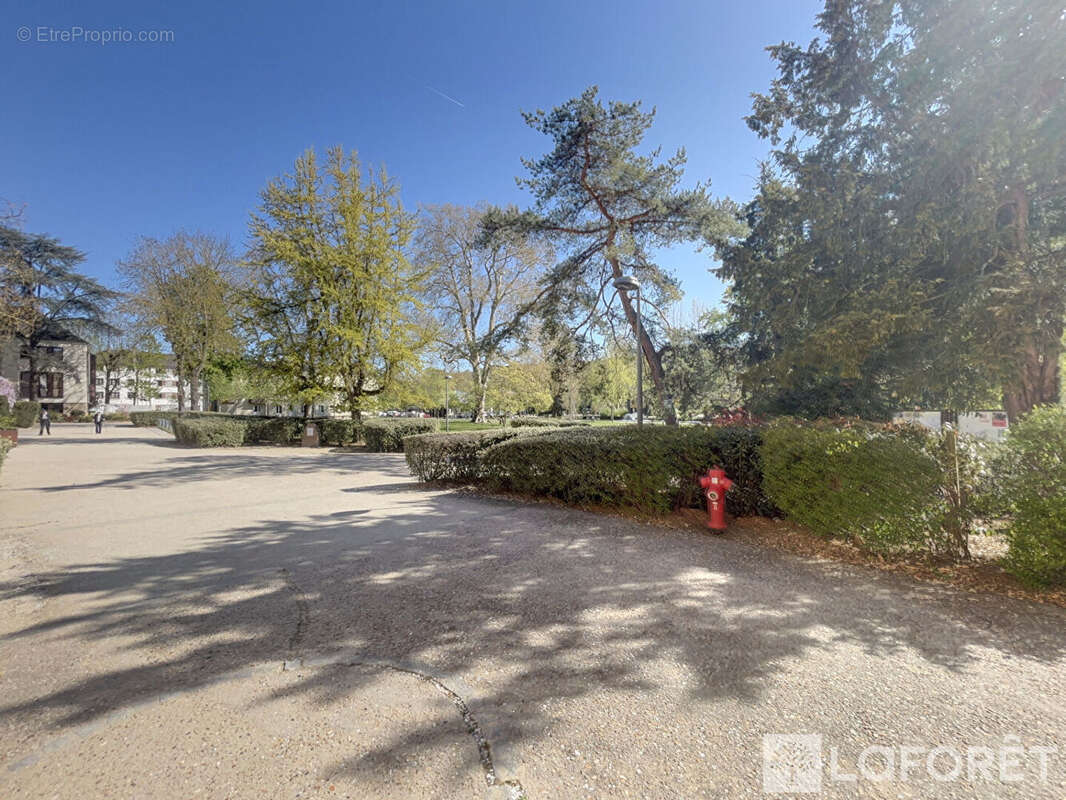 Appartement à GIF-SUR-YVETTE