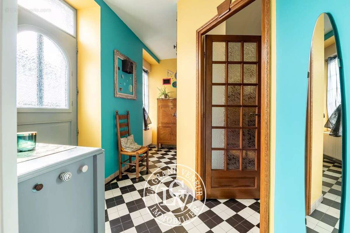 Maison à FONTAINEBLEAU