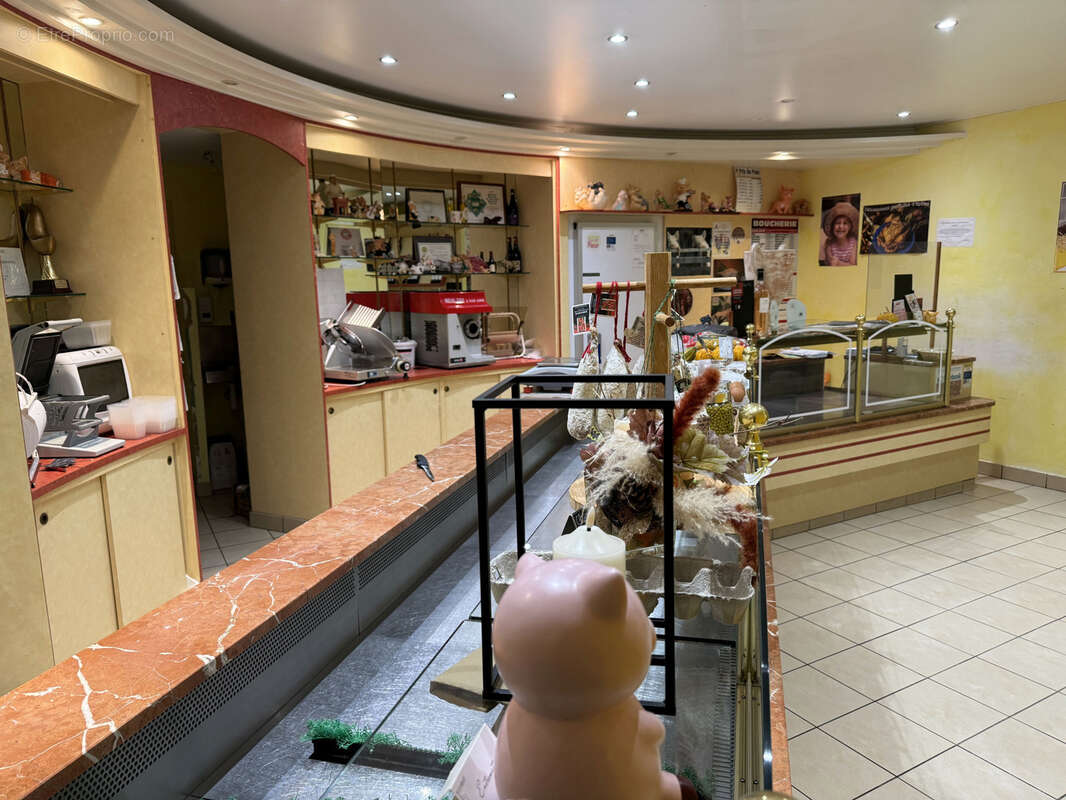 Maison à BAIGNES-SAINTE-RADEGONDE