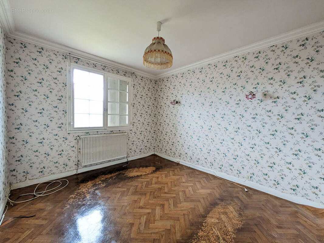 Maison à DOL-DE-BRETAGNE