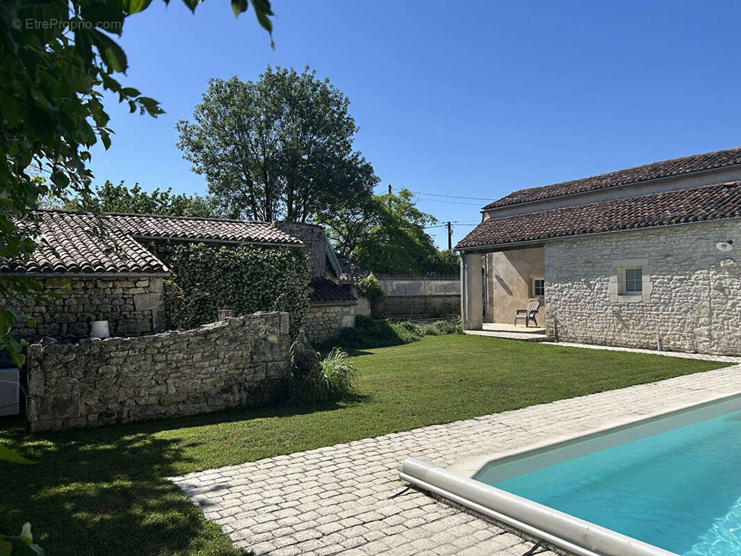 Maison à ROMEGOUX