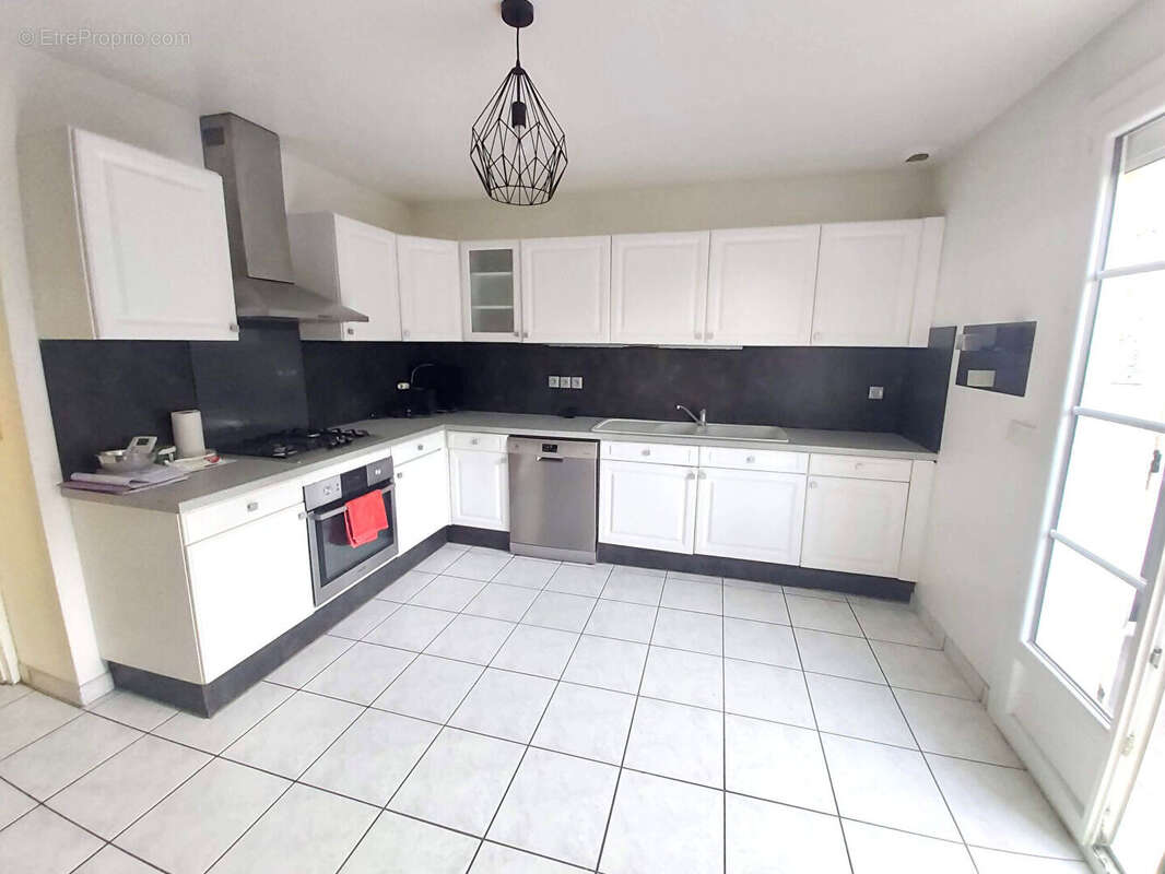 Maison à NEUILLY-PLAISANCE