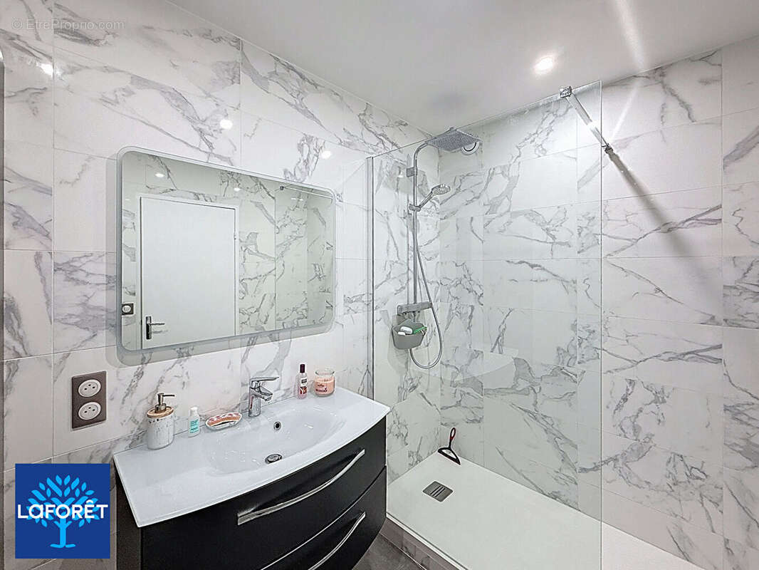 Appartement à ELANCOURT