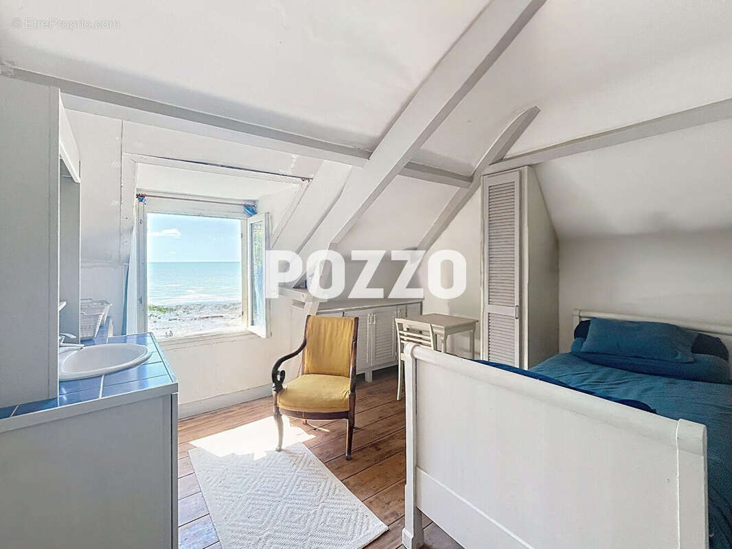 Maison à SAINT-PAIR-SUR-MER