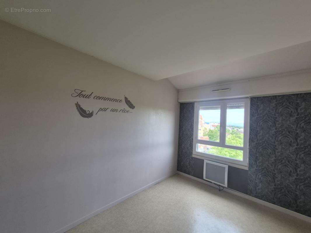 Appartement à VILLEFONTAINE