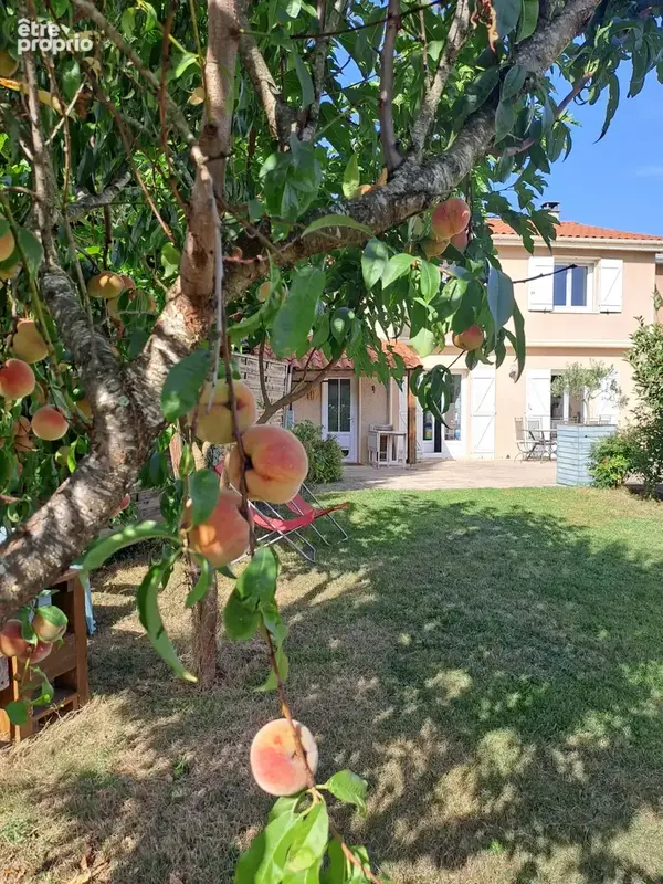Maison familiale dans le centre de Quincieux ! - photo 5