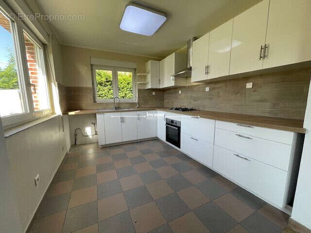 Maison 96 m² à Hergnies  - photo 2
