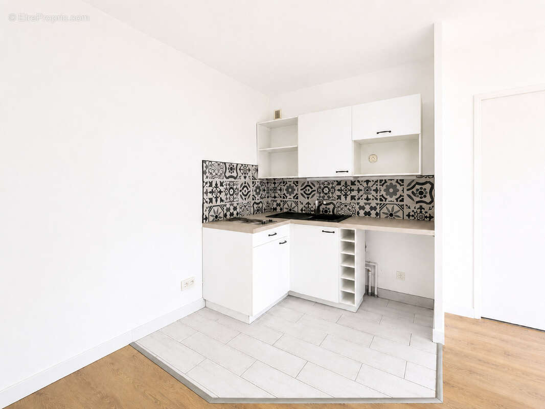 Lieusaint, 2 pièces de 39m2 avec parking en sous sol - Résidence de 2009 - photo 4