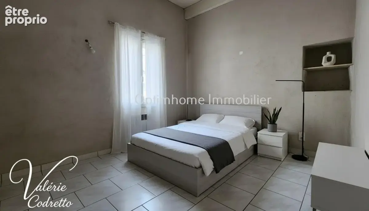 Sollies-toucas (83210) – maison de village – t3 spacieux + logement indépendant +  espace bureau – centre du village 83210 - photo 11