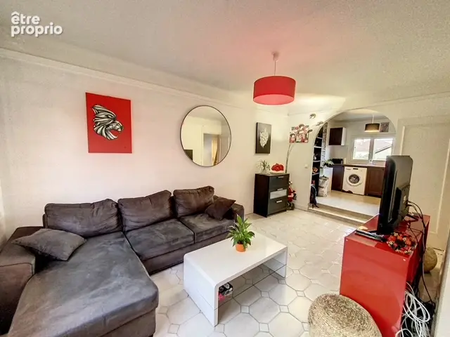 Local commercial avec appartement + maison d'habitation  168 m 2 plus 169.94 m² - photo 11