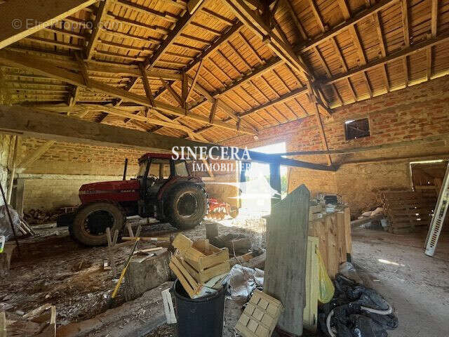 Maison à SAINT-MICHEL-DE-DOUBLE