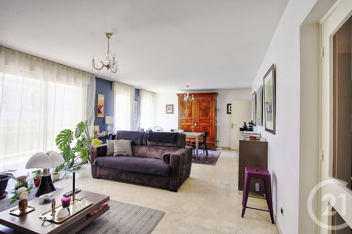 Appartement à LYON-7E