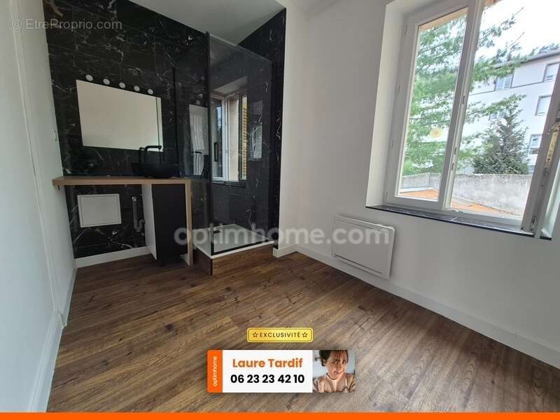 Grand Studio refait à neuf à Ceyrat – 27,83 m² avec cave - photo 4