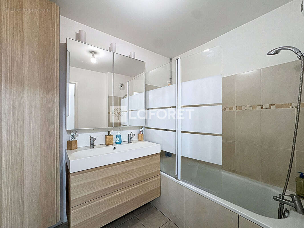 Appartement à BONNEUIL-SUR-MARNE