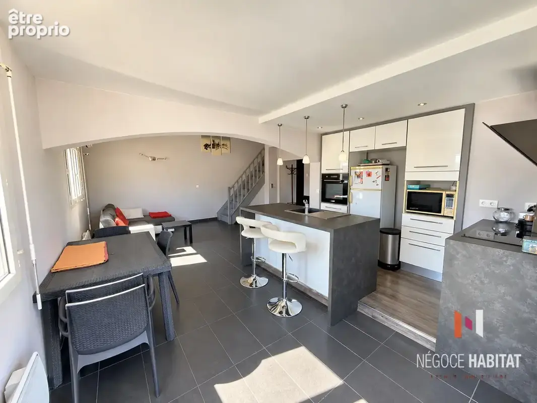 Appartement T5 85 m2 avec terrasse, garage et parking - photo 3