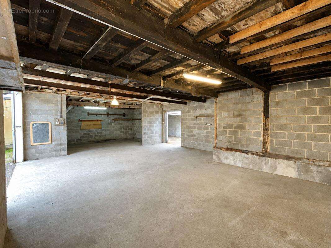 Maison à FEUQUIERES
