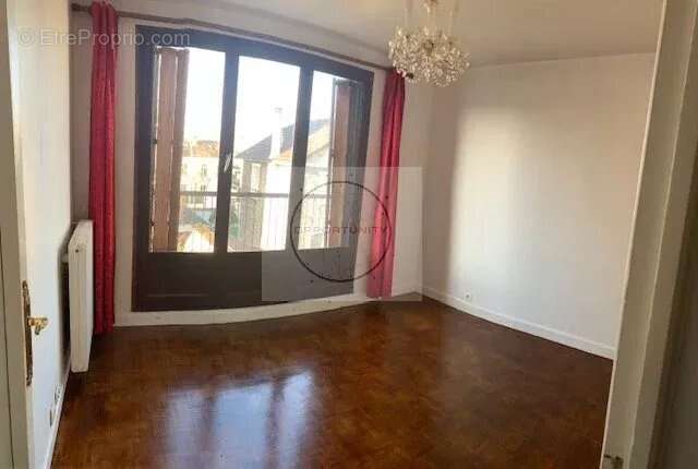 Appartement à LE PERREUX-SUR-MARNE