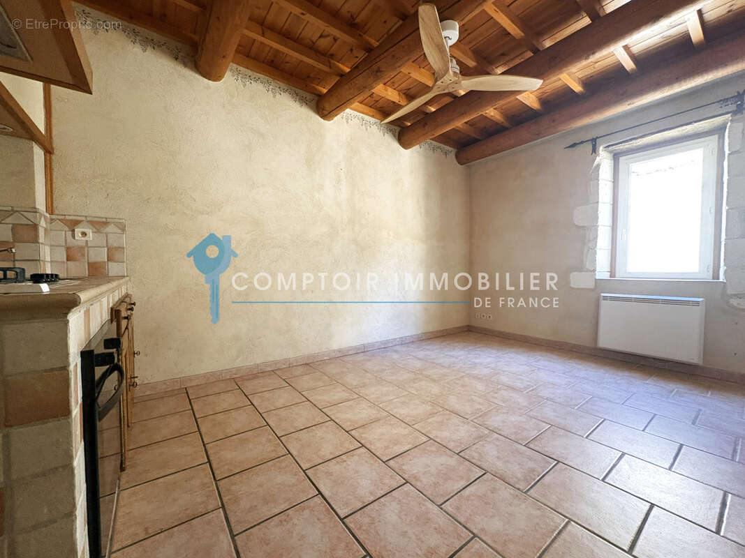Maison à ROQUEMAURE