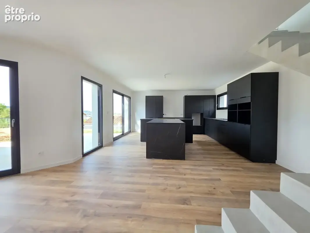 Maison 5 pièces 183 m² à vendre à Ceyrat (63122) - photo 5
