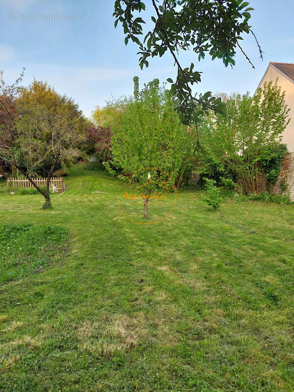 Terrain à BEAUGENCY