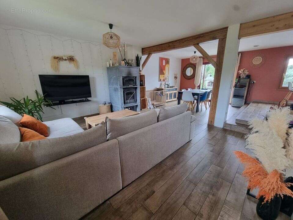 Maison à TOURVILLE-SUR-ODON