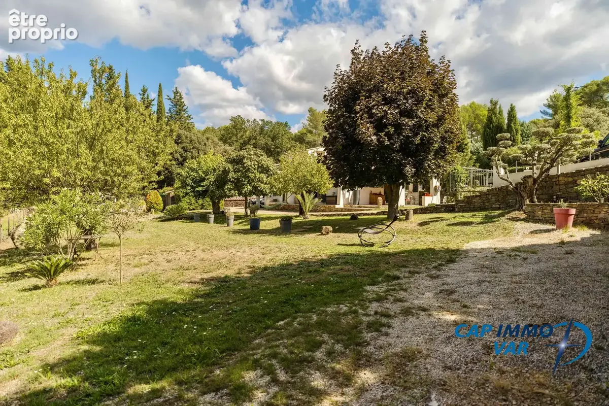 Maison 6 pièces 160 m² à vendre à Le Beausset (83330) - photo 5