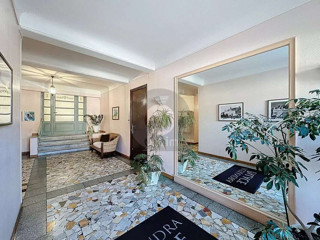 Appartement à MENTON