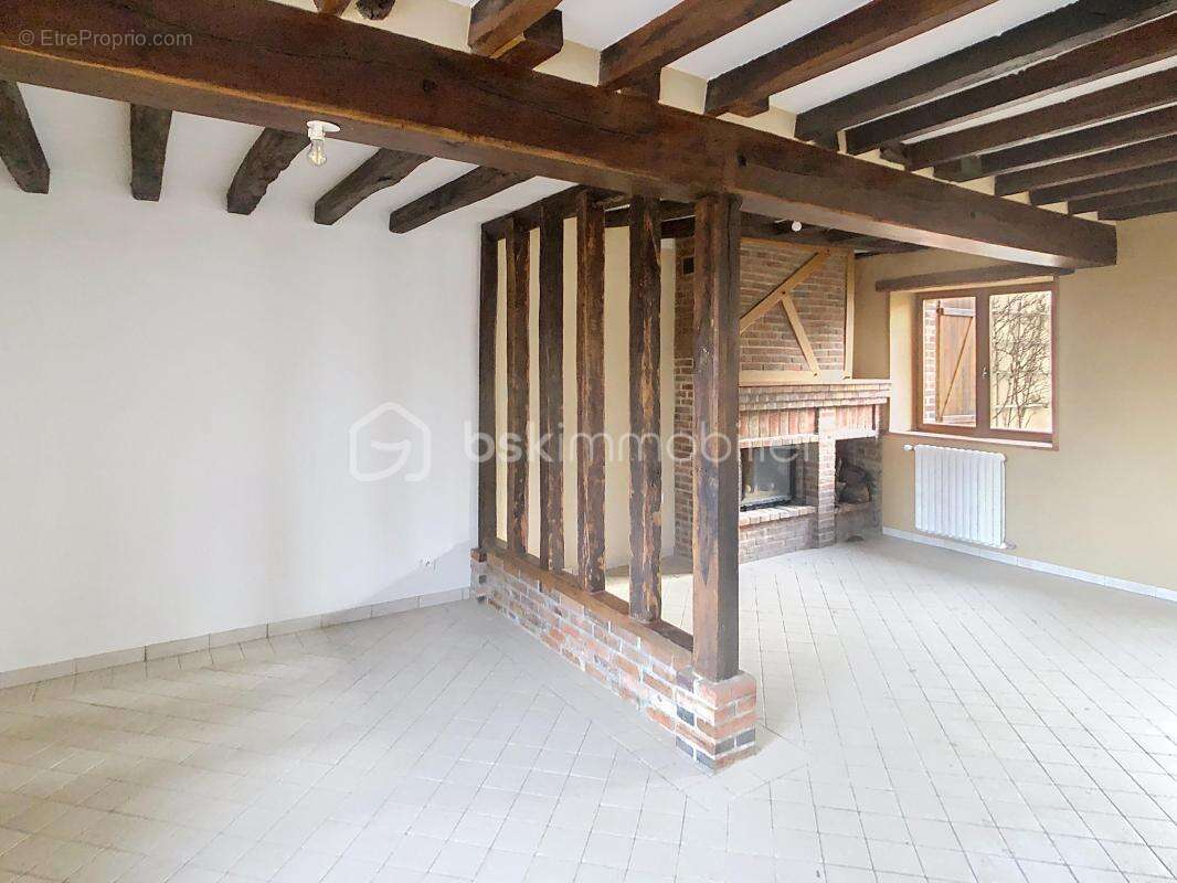 Maison à DOUCHY