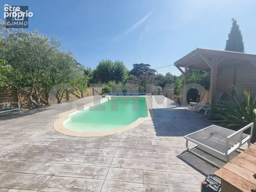 Grande villa de type 5 de PP de 139 m2 avec garage et piscine + hangar de 160 m2 - photo 5