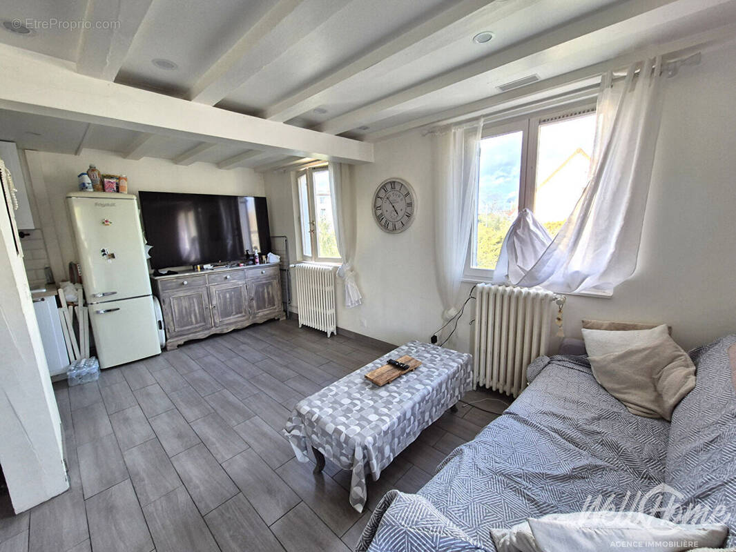 Appartement à SAINT-OUEN-L'AUMONE