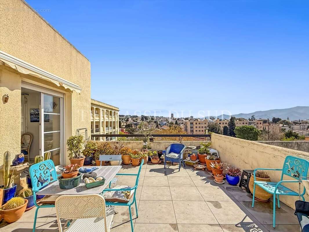 Appartement à MARSEILLE-12E