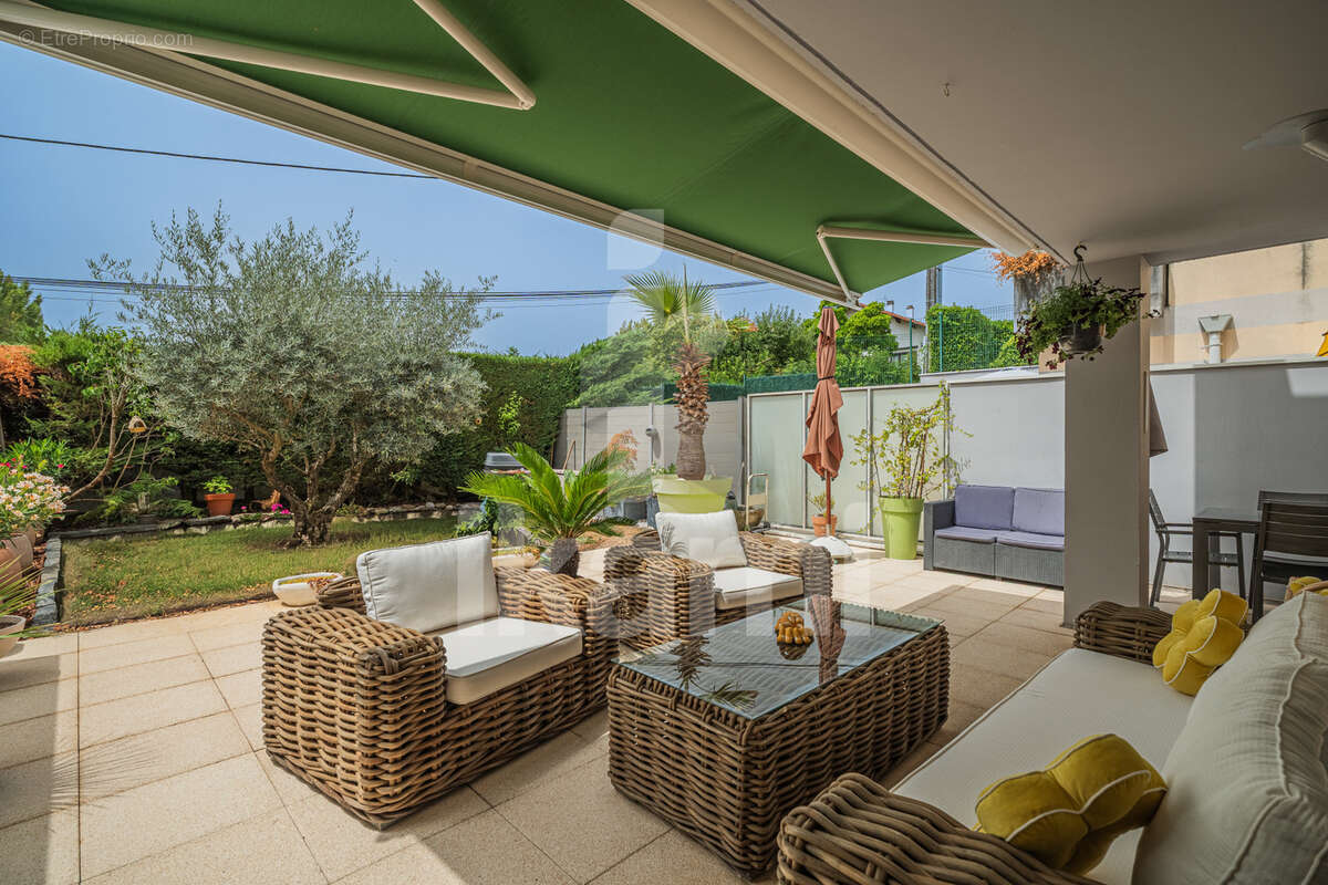 Appartement T4 rez-de-jardin VOIRON - photo 2