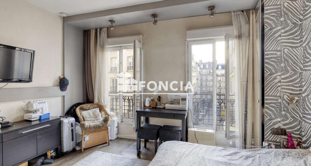 Appartement à PARIS-18E