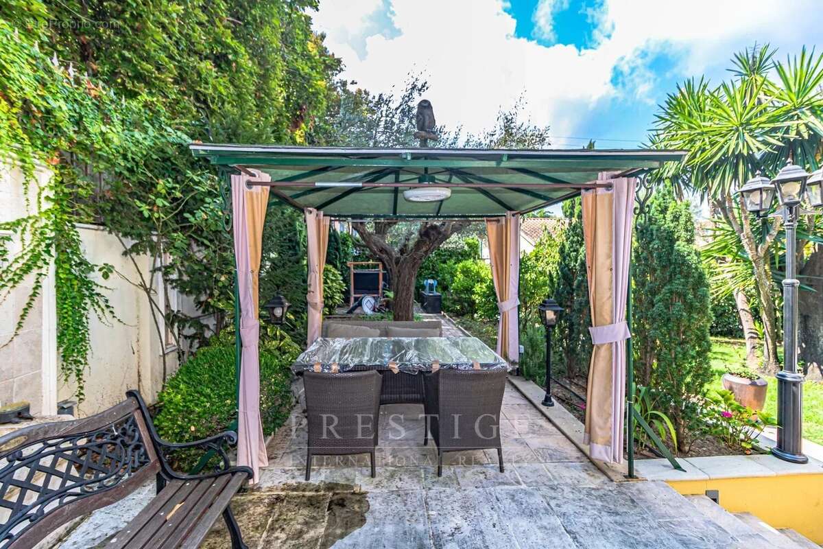 Maison à ANTIBES