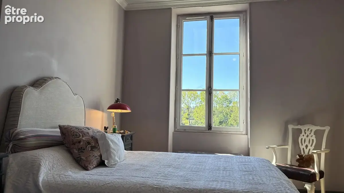 Grande maison de village rénovée avec vue ! - photo 11