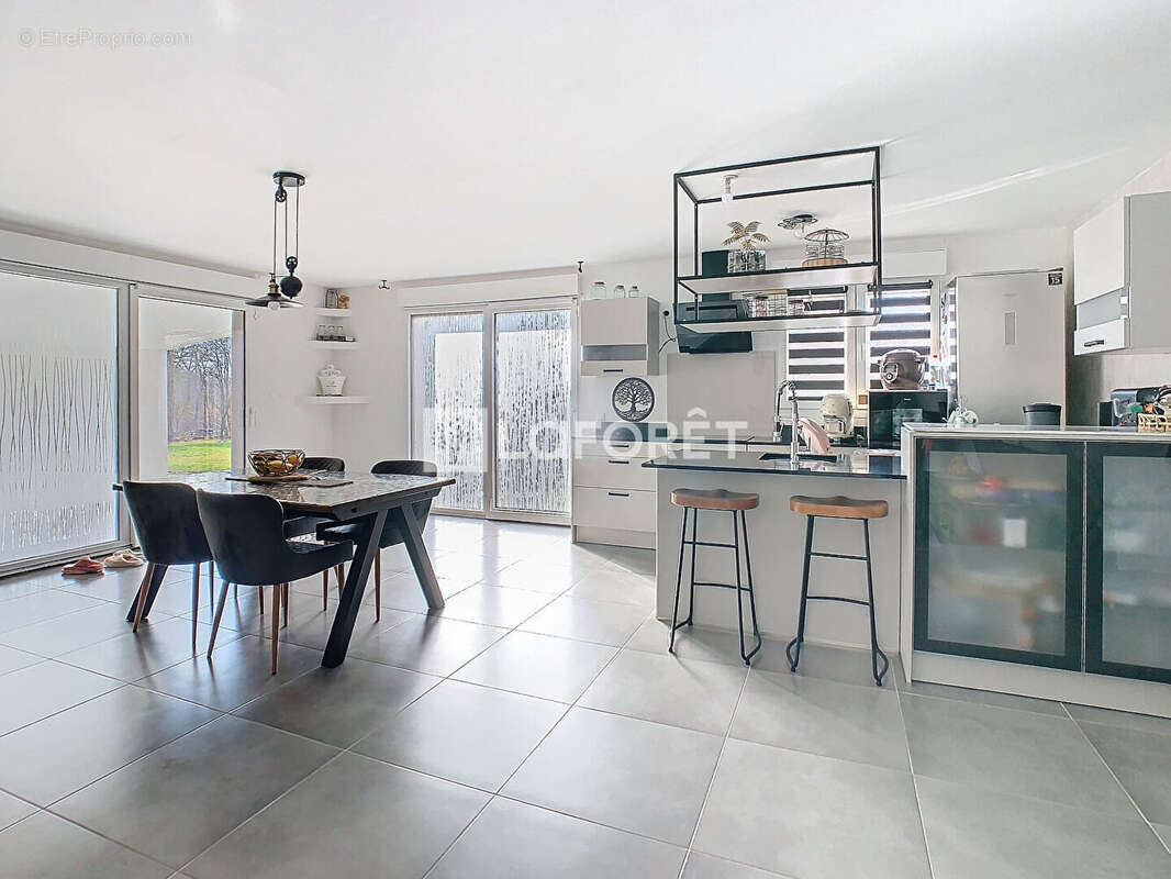 Maison récente de plain pied -  Sainte Menehould - 5 pièces  -114 m² - photo 6