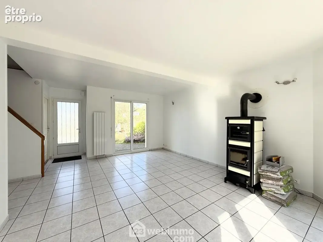 Maison 6 pièces 102 m² à vendre à Tredrez-Locquemeau (22300) - photo 4