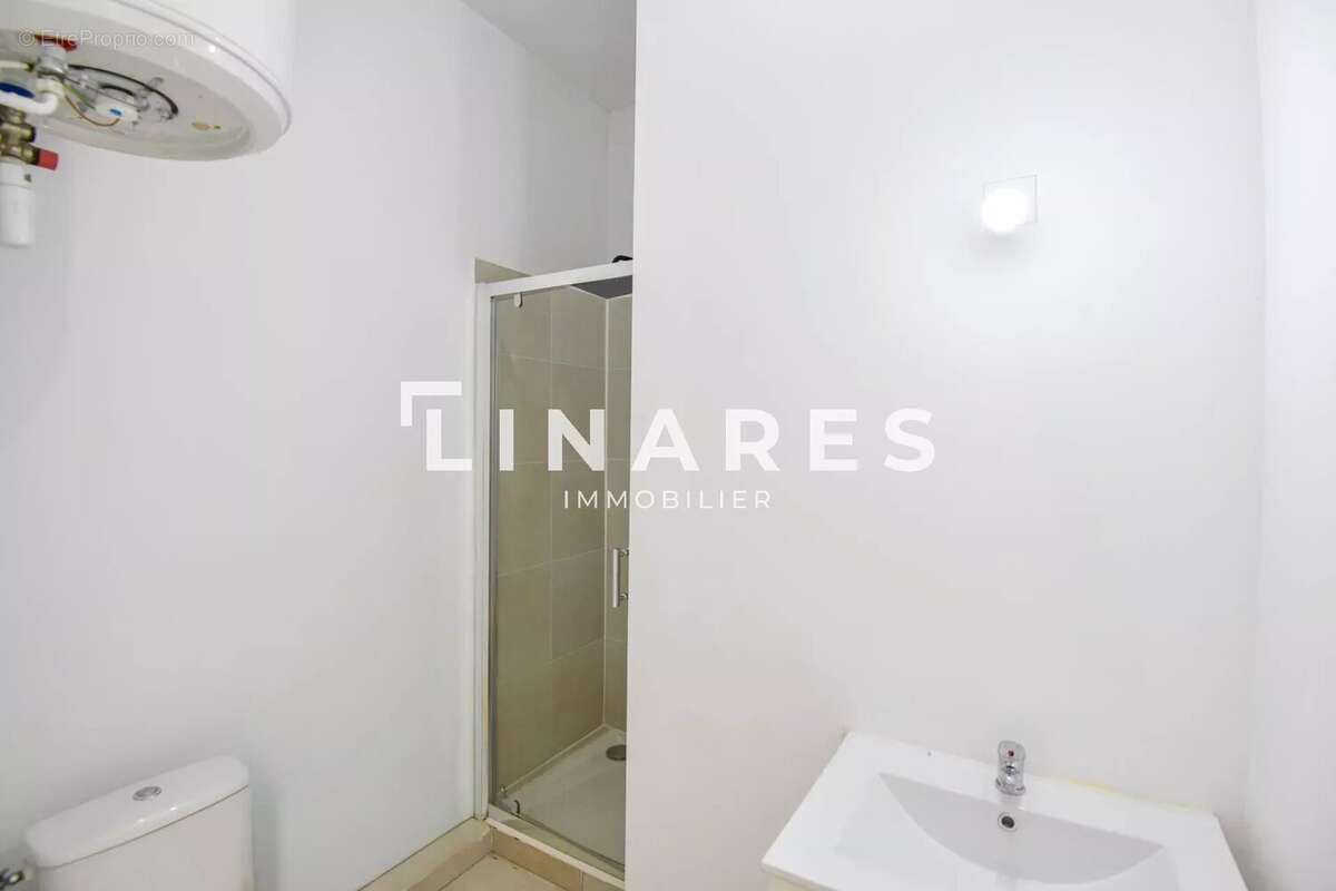 Appartement à MARSEILLE-6E