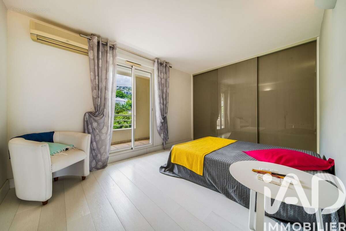 Photo 7 - Appartement à SAINT-DENIS