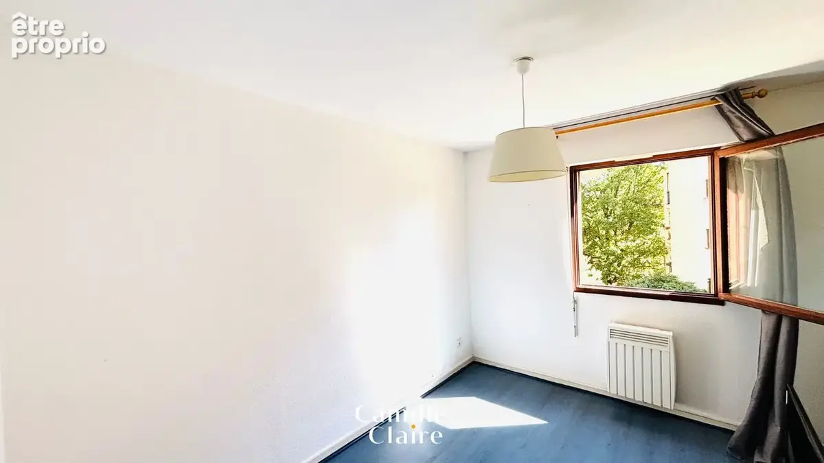 Centre ville et commerces à pied Aix en Provence - Appartement  T3 - T4 avec terrasse, ascenseur et parking - - photo 12