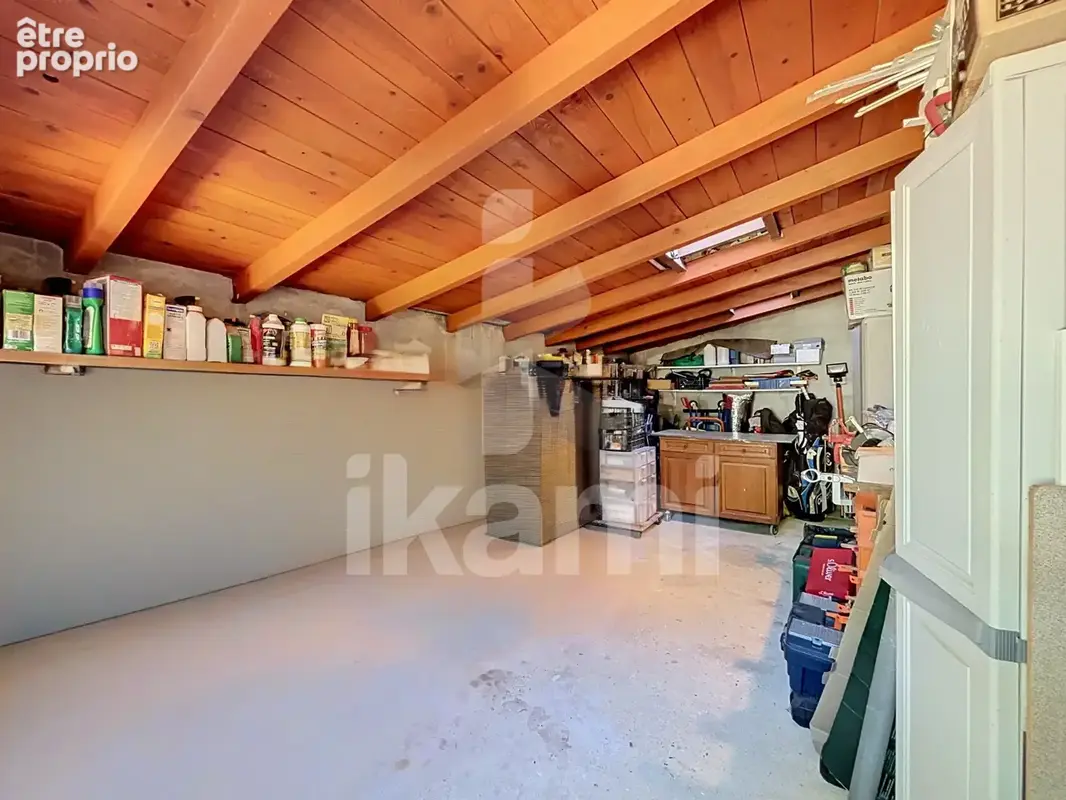 Villa plain pied 146 m2 - t7 - piscine - double garage- atelier - photo 18