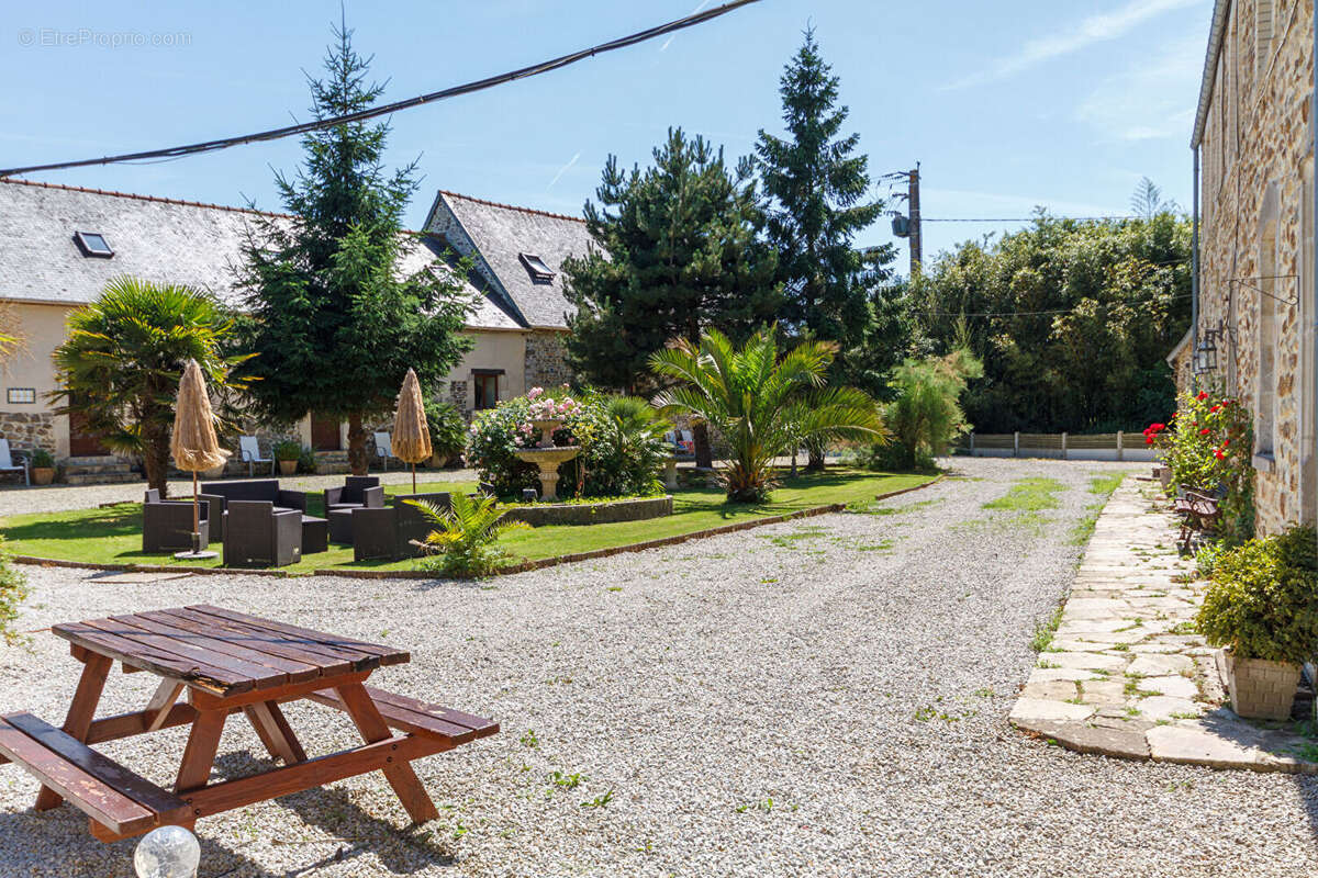 LA MANCHE Demeure de prestige pret Saint Sauveur Le Vicomte Maison avec 4 Gites, Apartment et Piscine - photo 17