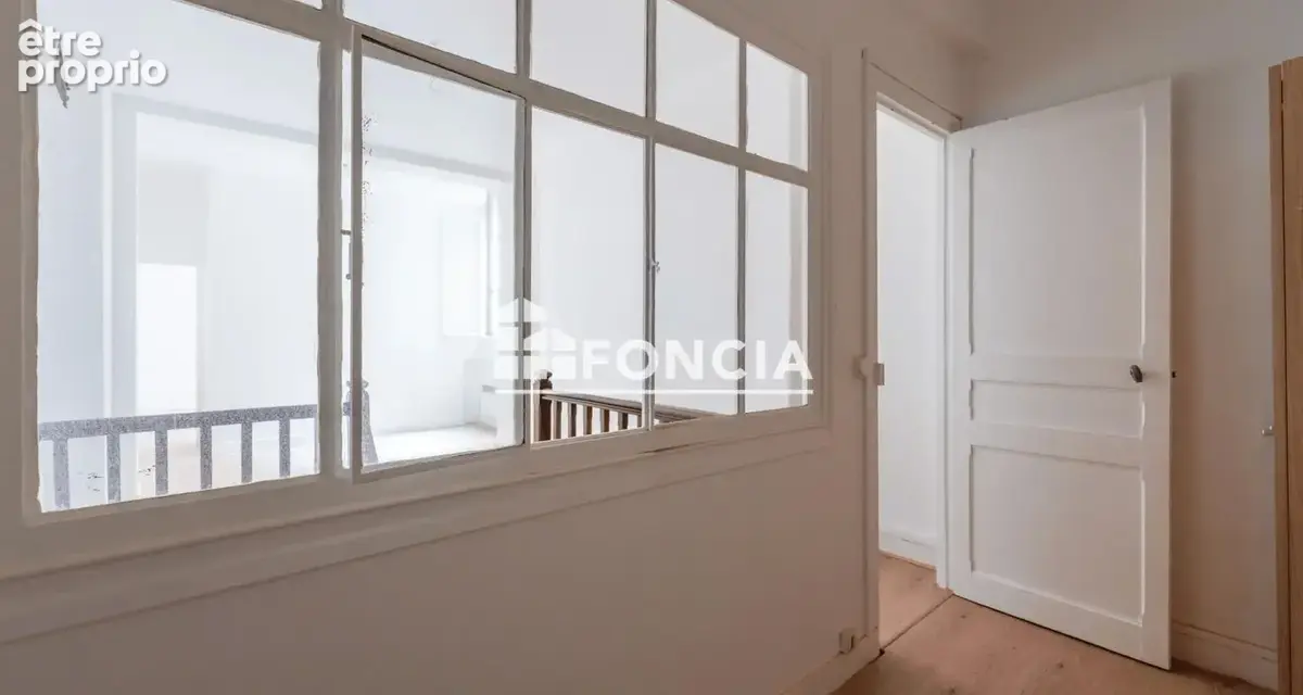 Petite maison au coeur du xiveme arrondissement metro alesia - photo 9