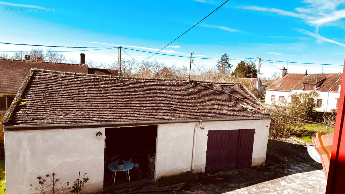 Longère bourguignonne située dans le secteur d' ISLAND au prix de 246 100 €. - photo 33