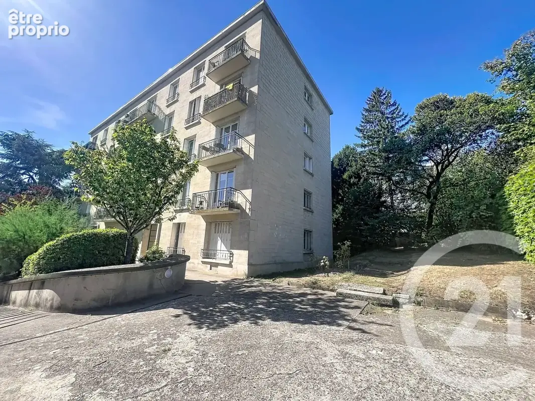 Appartement 2 pièces 55 m² à vendre à Saint-Cloud (92210) - photo 10